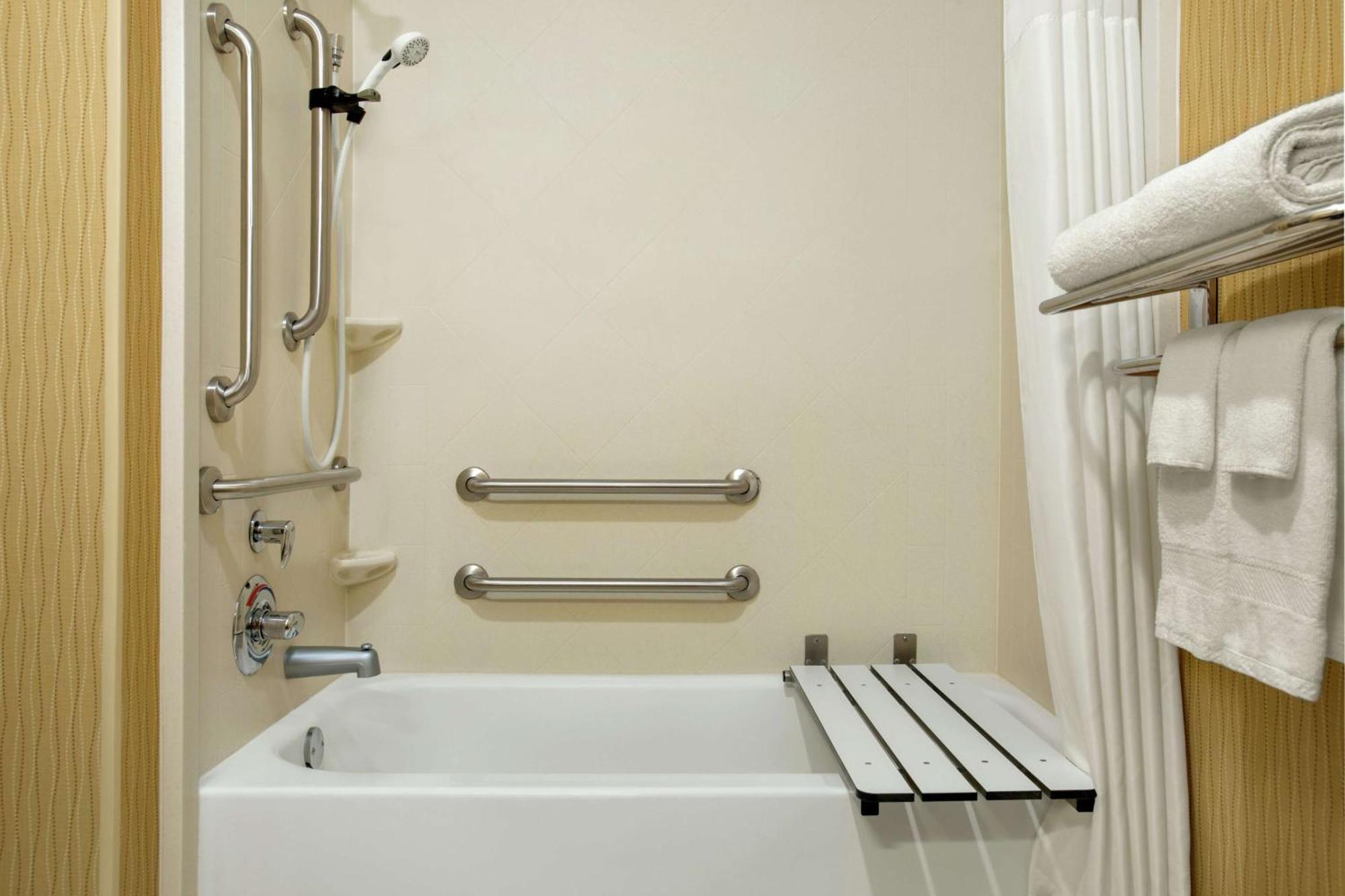 Hampton Inn Akron-Fairlawn Montrose Extérieur photo