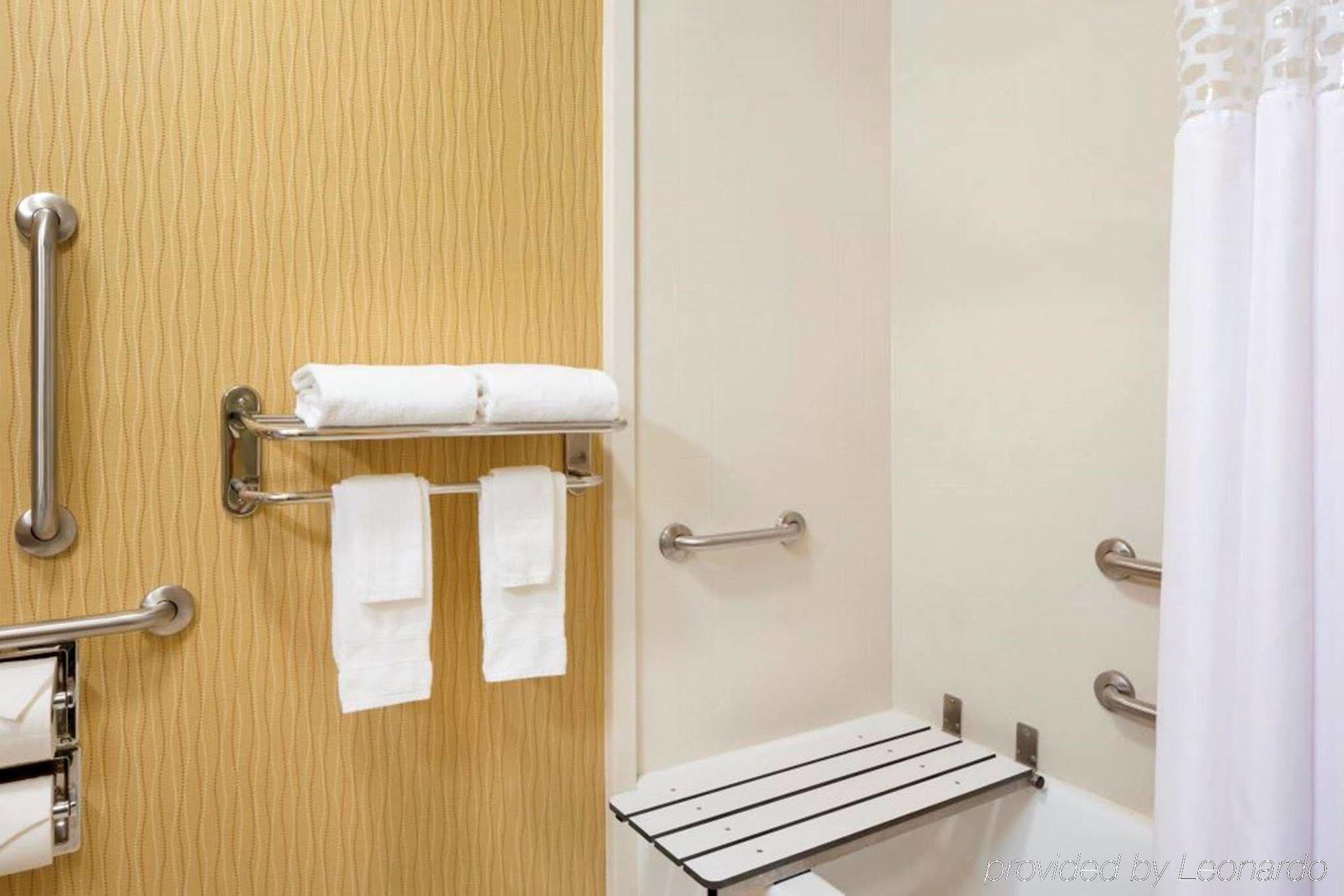 Hampton Inn Akron-Fairlawn Montrose Extérieur photo