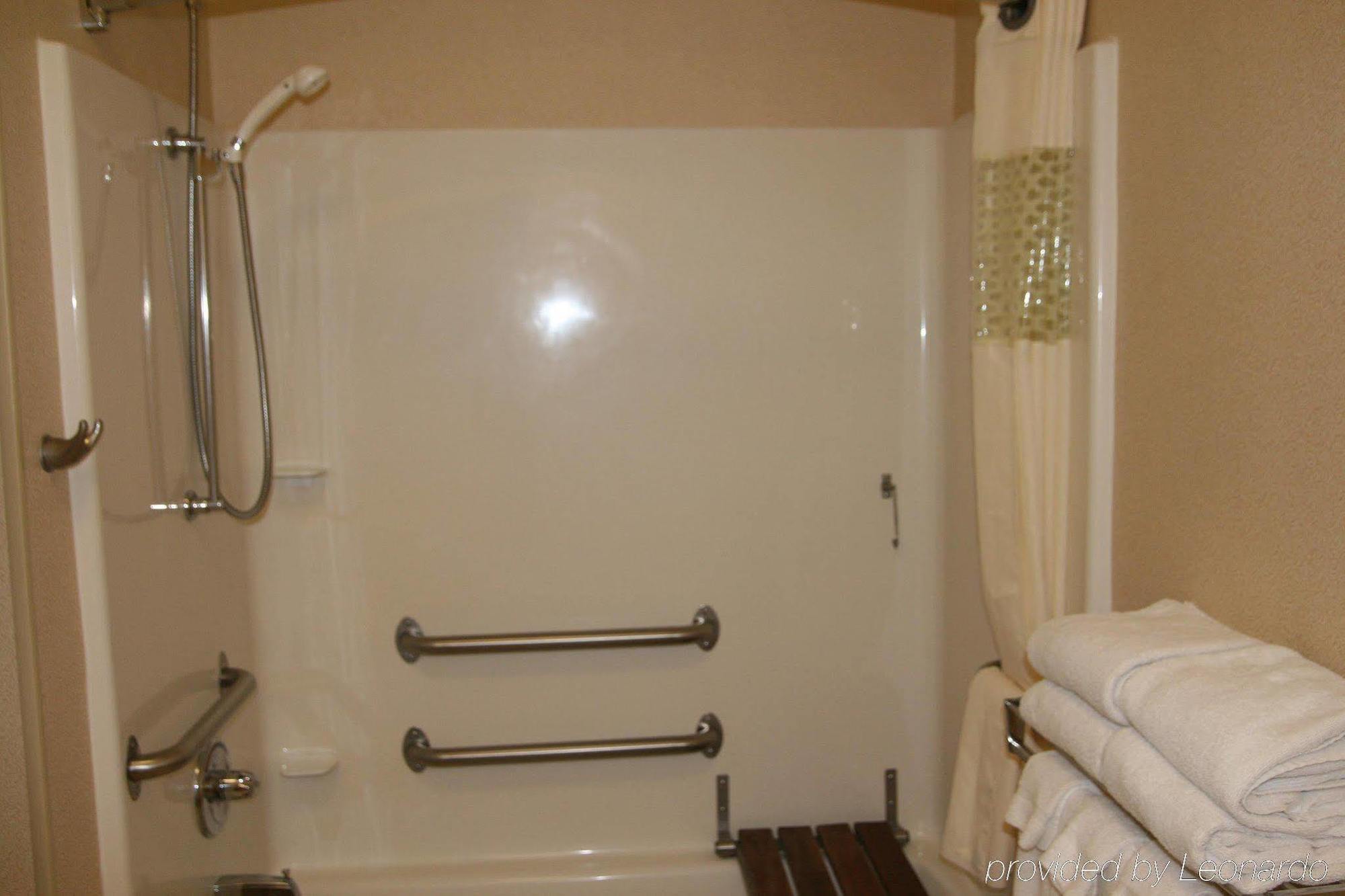 Hampton Inn Akron-Fairlawn Montrose Extérieur photo
